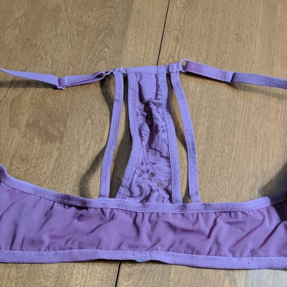 Pink lightly lined Racerback 34D - Picture 5 of 6